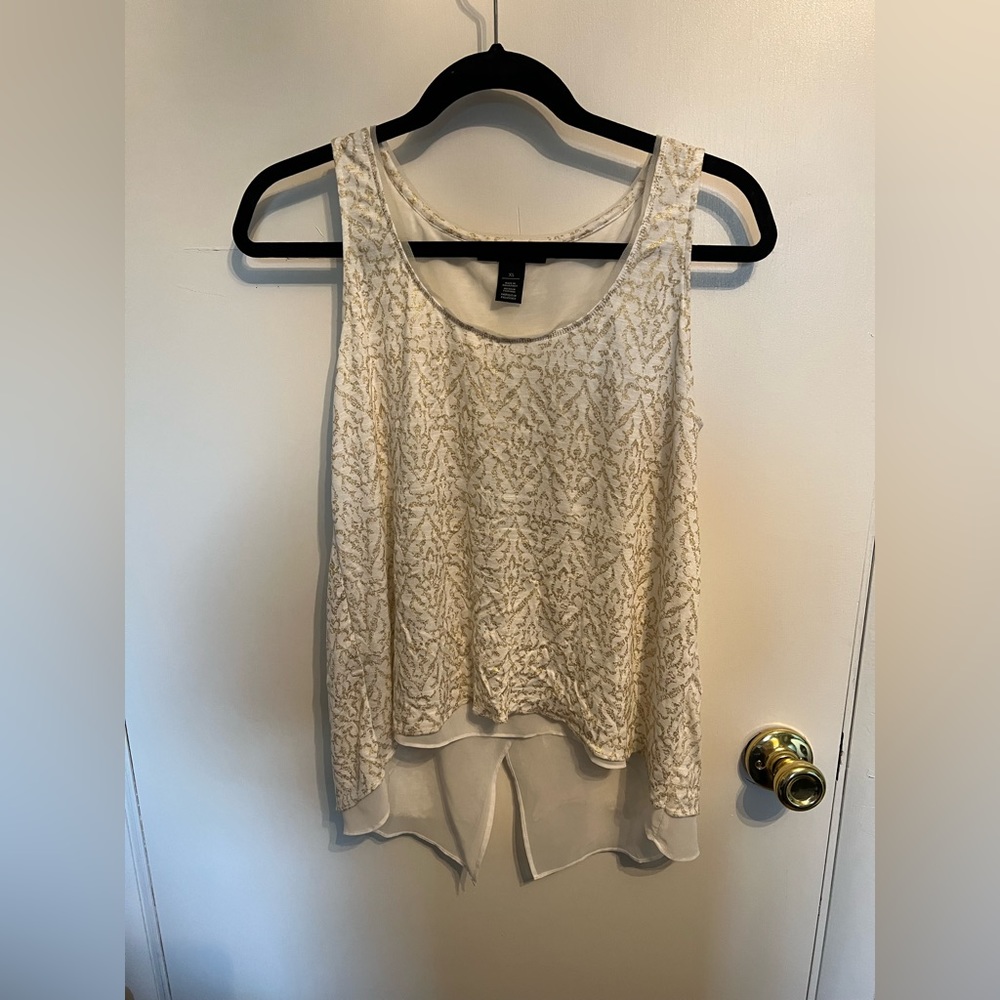 White House Black Market, Sleeveless white and gold too flowy